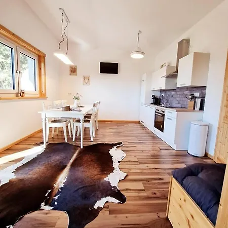 דירה Gutschi Ranch *